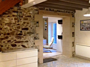 Création D'une Ouverture En Pierre De Tervoux Avec Linteau En Chêne
