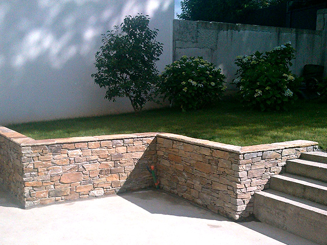 Habillage D'un Mur Parpaing En Plaquage De Pierre De Greiss